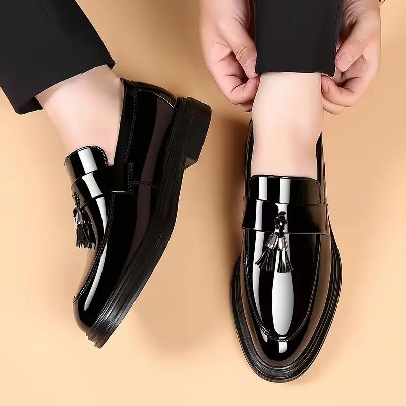 Men'S Formal Wear Rental - 男性用の光沢のあるパテントレザーの靴,カジュアルな黒の社交靴,新しいコレクション,低価格,39のスーツ,安い清算