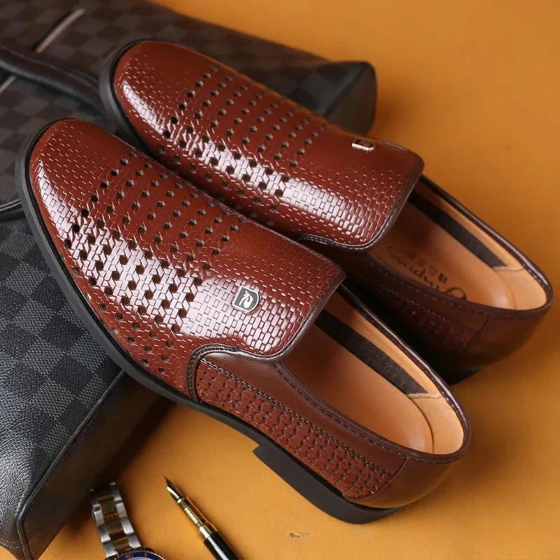 夏の新革靴メンズビジネス中空穴ソフト底メンズサンダルフォーマ - Formal Men Office Wear Sandals のレビューと価格