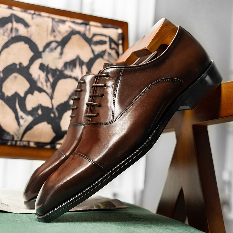 ビジネスフォーマルウェア　小さめスクエアトゥ　高級牛革製メン - High End Men'S Formal Wear のレビューと価格